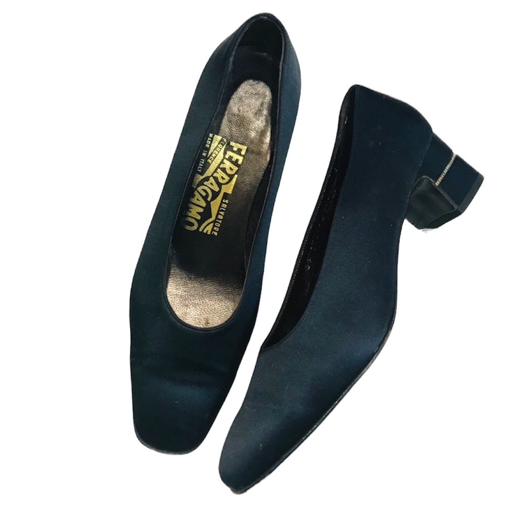 Salvatore Ferragamo Fabric Navy Blue Heels Sz 6